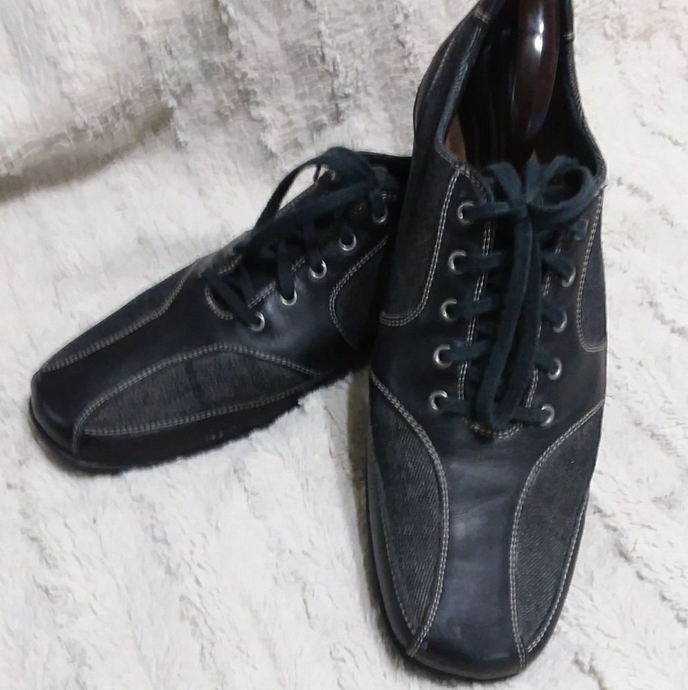 Donald J. Pliner Casual Walkers